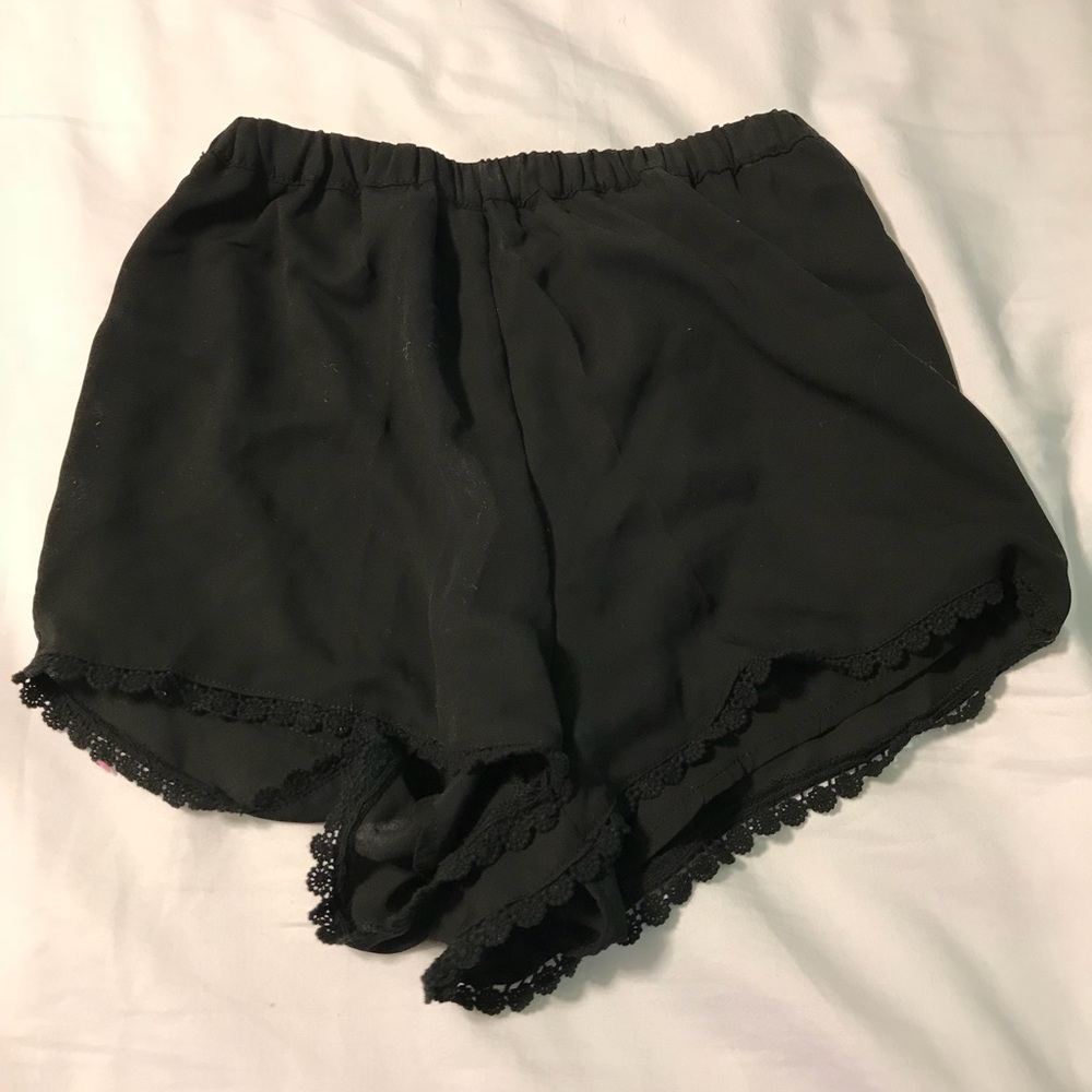 Brandy Melville black flowy shorts